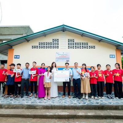 LỄ KHÁNH THÀNH CÔNG TRÌNH CẢI TẠO NHÀ VỆ SINH VÀ LÁT, SỬA NỀN 12 LỚP HỌC TẠI TRƯỜNG THCS VĂN TỐ, HUYỆN TỨ KỲ, HẢI DƯƠNG