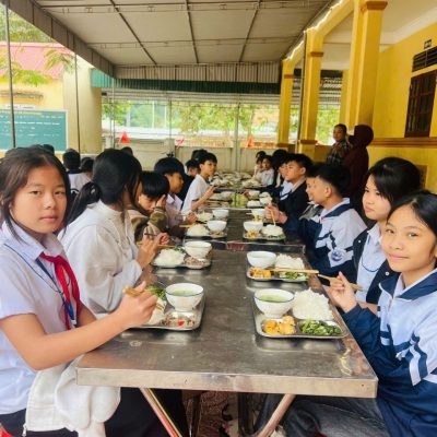 Tháng 12 tại THCS Thị trấn Thạch Giám (Nghệ An): Một mùa đông ấm áp trong hành trình phục hồi